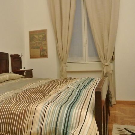 Studio Errepi Loreto Daire Milano Oda fotoğraf